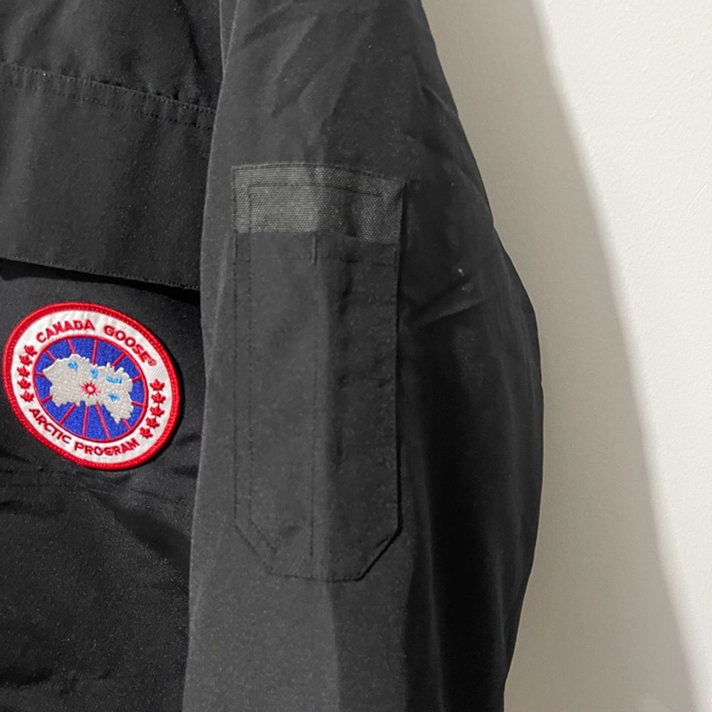 Canada Goose Men's Expedition Parka - Picture 2 of 15